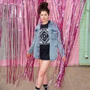 Small Titty Magic Tee in Black